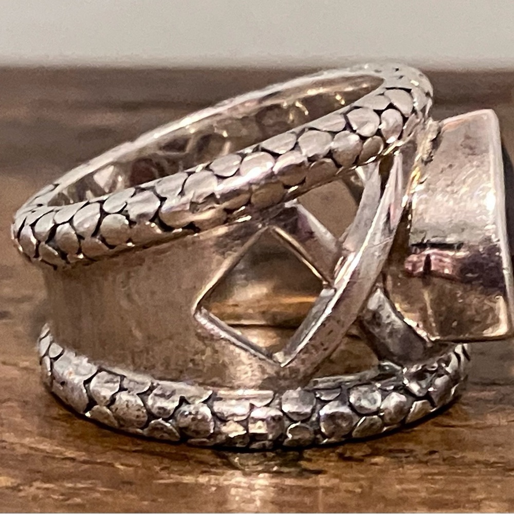 Michael Dawkins Sterling Silver Garnet Ring - Picture 3 of 8